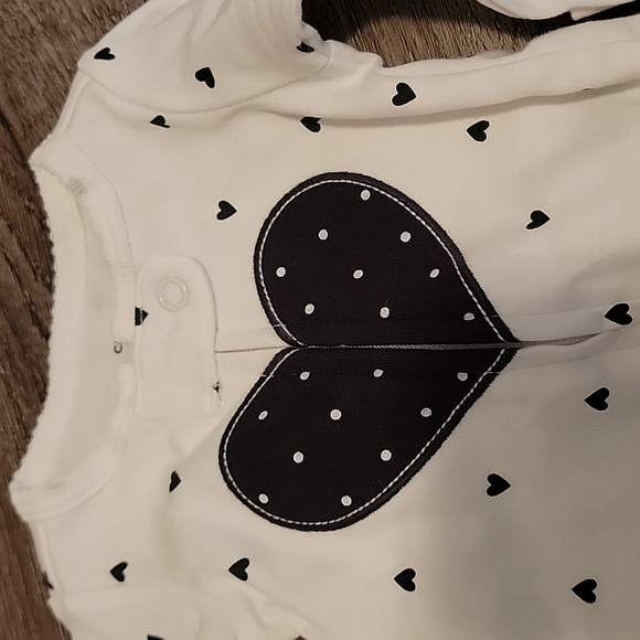 Carter's - Picture 3 of 5